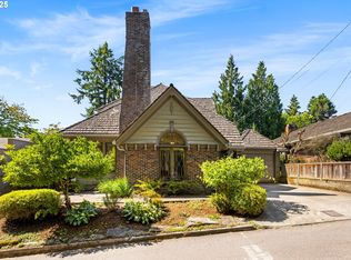 2952 NW Verde Vista Ter, Portland, OR 97210