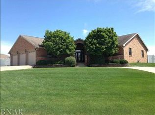 5 Fox Run, Downs, IL 61736