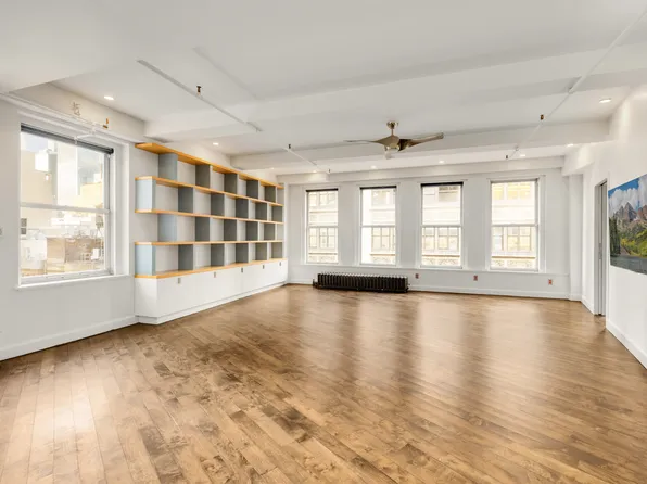 150 West 26th Street image 2 of 12