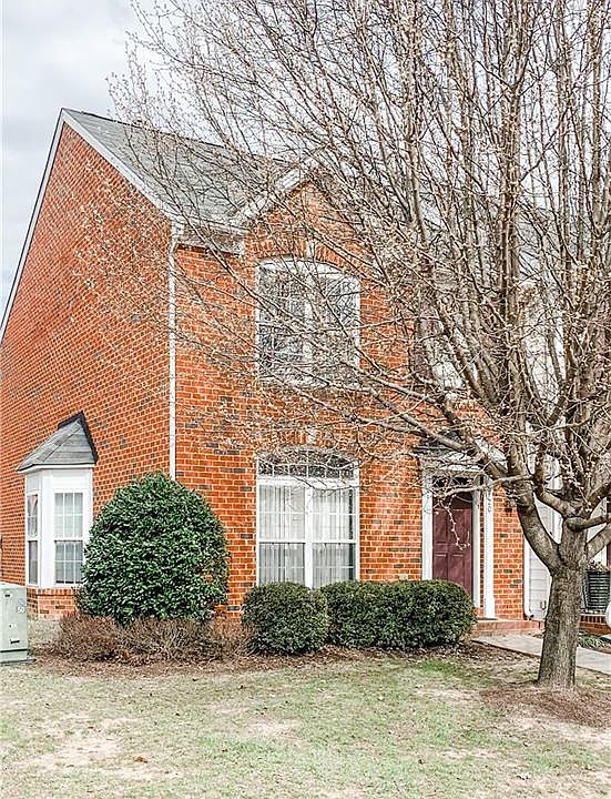 1st image of 6720 N Grand Brook Cir