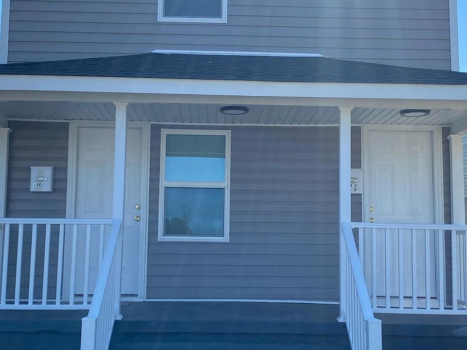 1st image of 414 Culloden St #414
