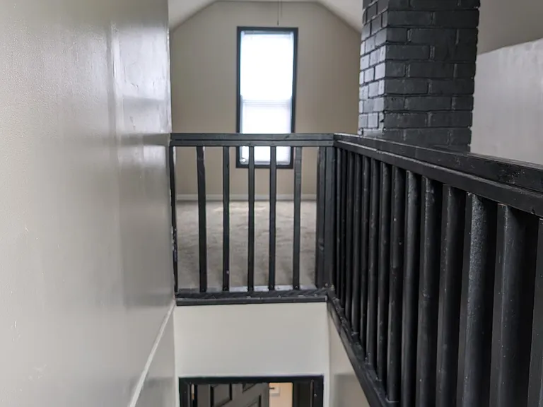 18116 Bloom St — Photo 3