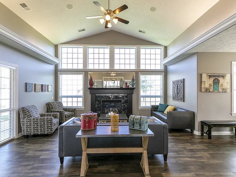 Lexington Ridge Apartments — Photo 12