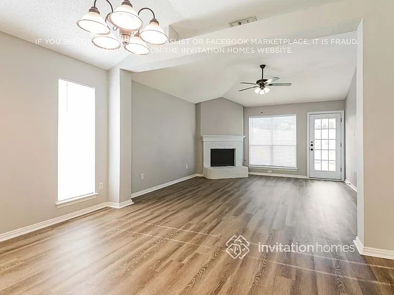 1044 Waterview Dr — Photo 8