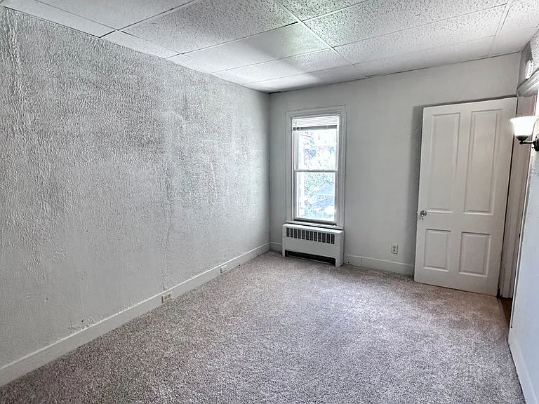 587 W Princess Street - NWA — Photo 13