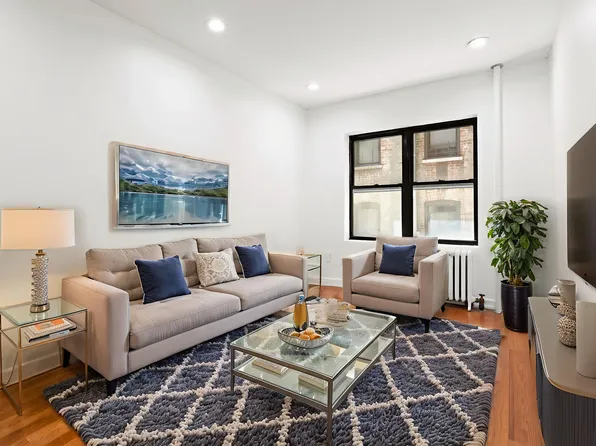 9 Pinehurst Avenue 1C image 1 of 6