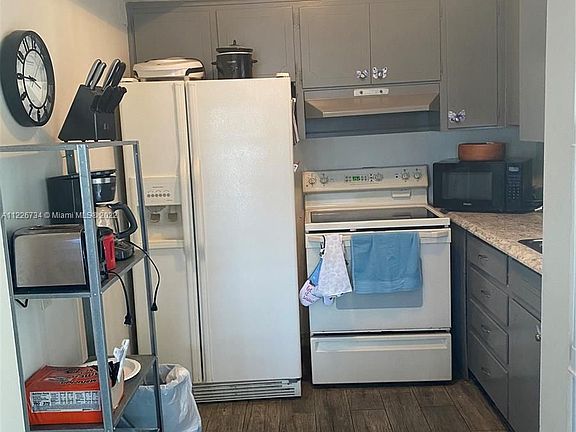 2nd image of 1786 SE 4th St APT 1