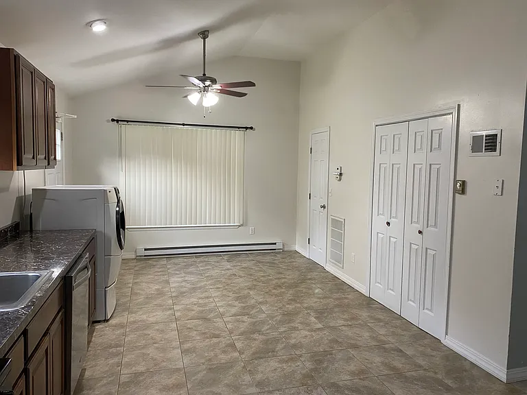 42 Niewood Dr — Photo 3