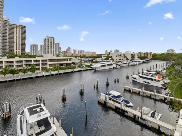19925 NE 39th Place Boat Slip #17, Miami, FL 33180