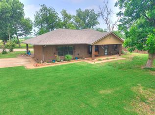 2405 E Karen Ter, Mustang, OK 73064