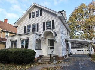 74 Collingwood Dr, Rochester, NY 14621