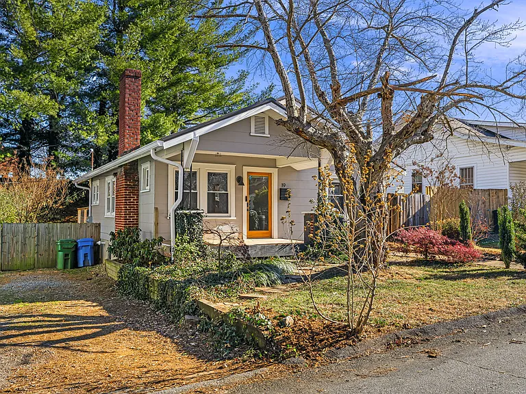 19 Jarrett St — Photo 2
