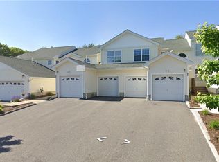 42 Alpine Way, North Smithfield, RI 02896