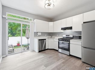 4 Derby St #2, East Orange, NJ 07018