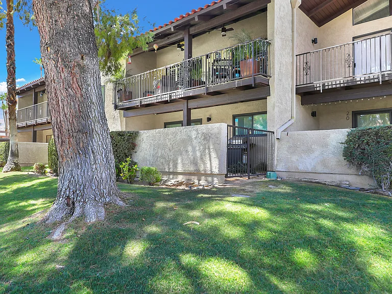2170 S Palm Canyon Dr #19 — Photo 23
