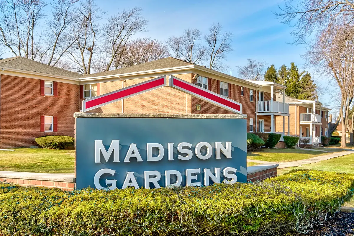 Building Photo - Madison Gardens