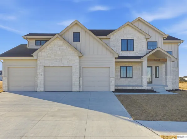 4516 N 213th St, Elkhorn, NE 68022