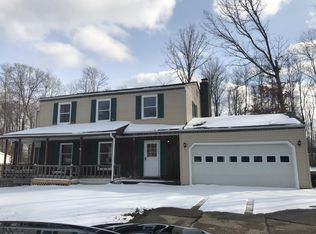 3720 Meadow Gtwy, Broadview Heights, OH