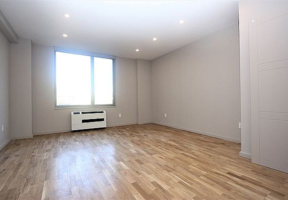 3rd image of 1511 Bedford Ave #2J