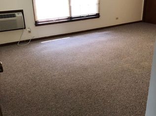 226 High Line St APT 3B, Belvidere, IL 61008