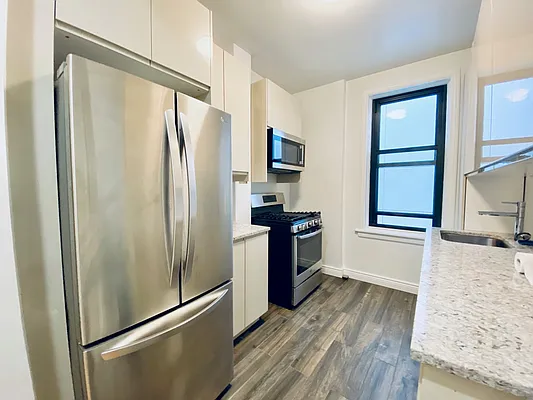 Rented by EXR | media 1