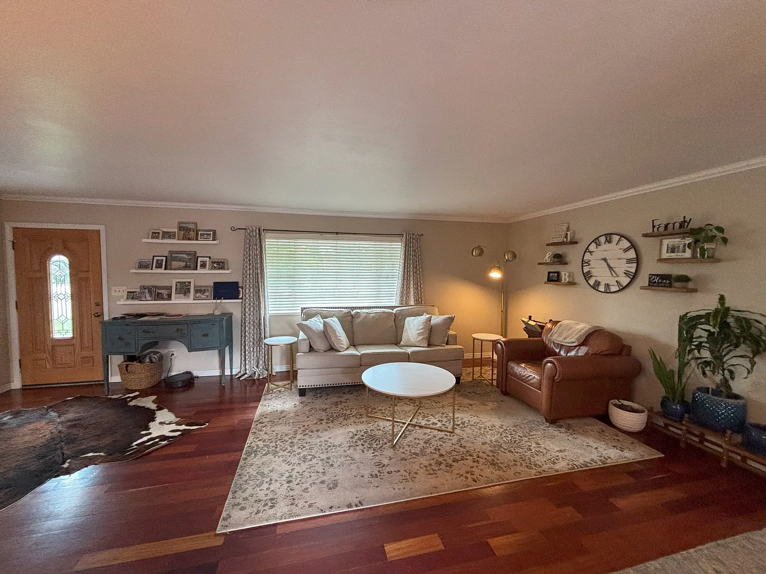 4 bed, 2856 sqft, $2,600 — Photo 4