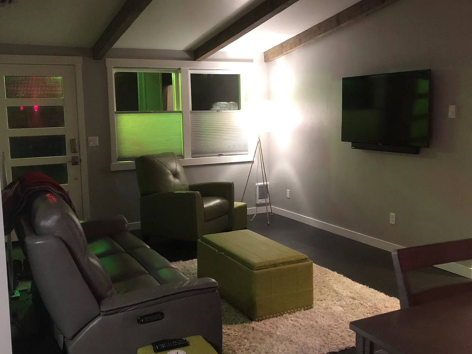 2 bed, 903 sqft, $3,200 — Photo 4
