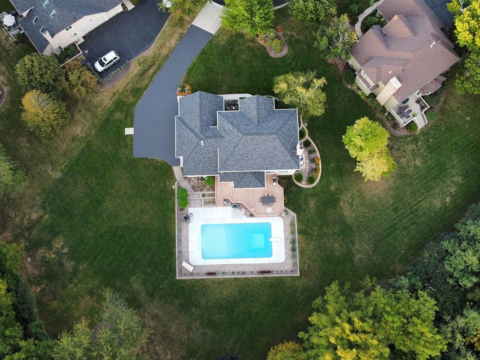 3005 Oak Knoll Ln, Carpentersville, IL 60110 Zillow