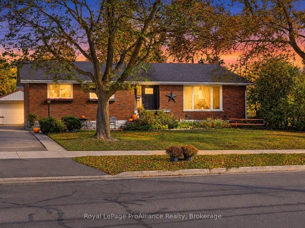 854 Barnardo Ave, Peterborough, ON K9H 5V9