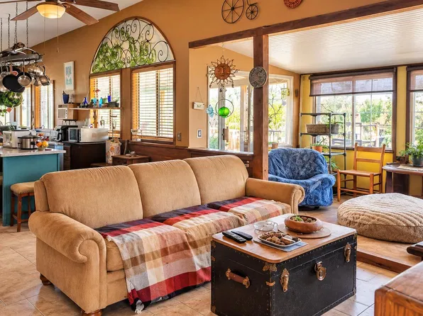 7835 N PARADISE VIEW Lane, Tucson, AZ 85743