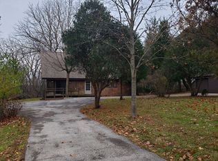 924 Northern Dr, Lockport, IL 60441