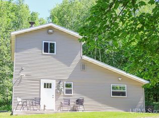 W6696 Groveland Mine Rd, Felch, MI 49831