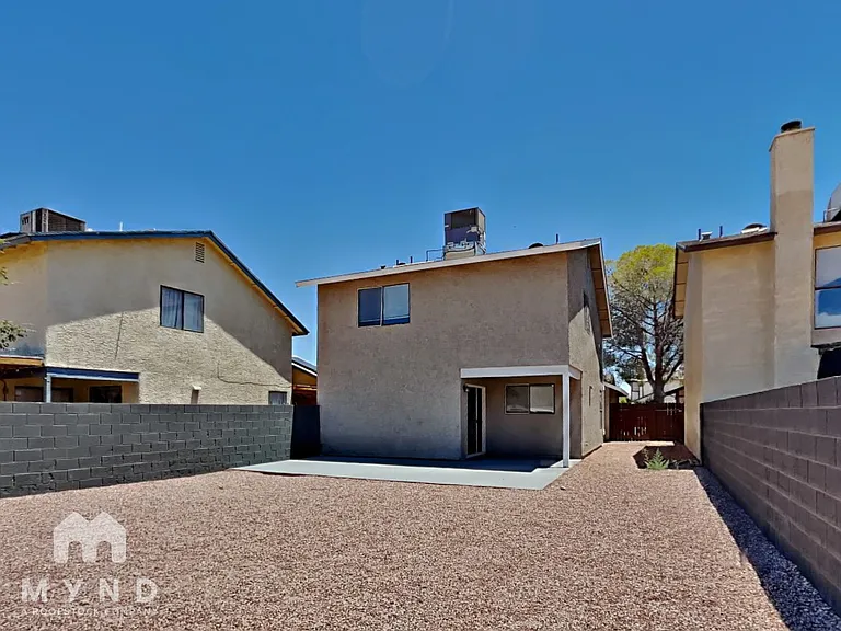4336 Fox Point Dr — Photo 20