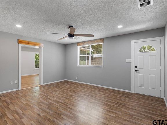 4th image of 4125 Gallion Ave