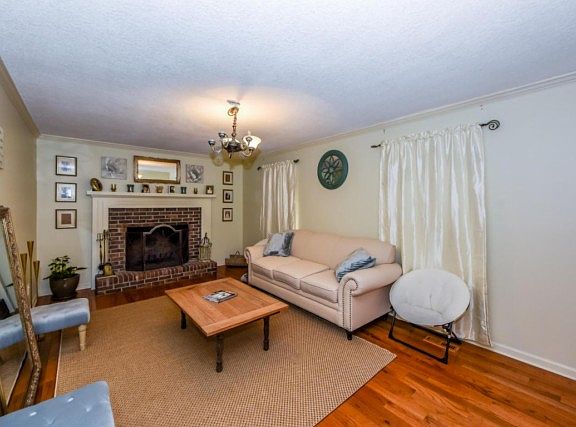 3rd image of 2107 Ludwick Dr