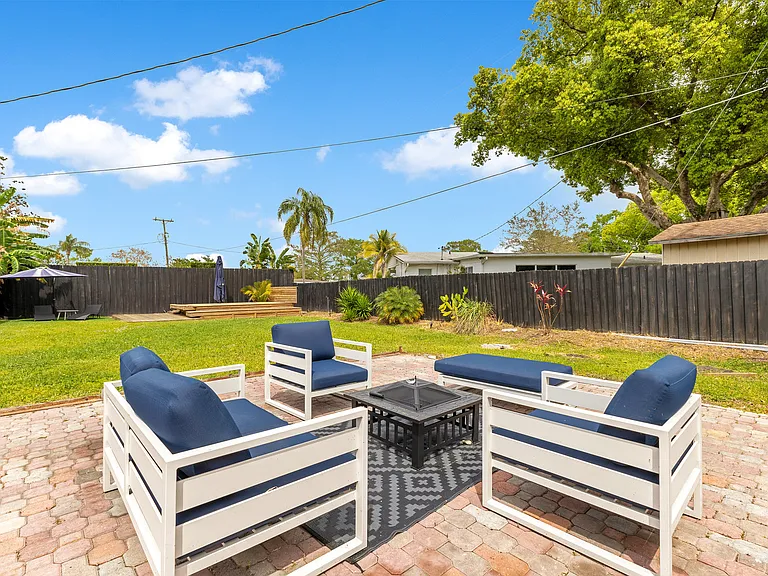 344 Starling Rd — Photo 35