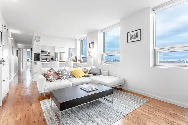 Sold by E and G Realty Group | media 1