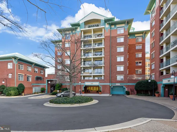 505 E Braddock Rd APT 704, Alexandria, VA 22314