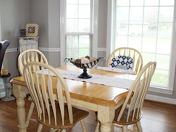 Breakfast Nook