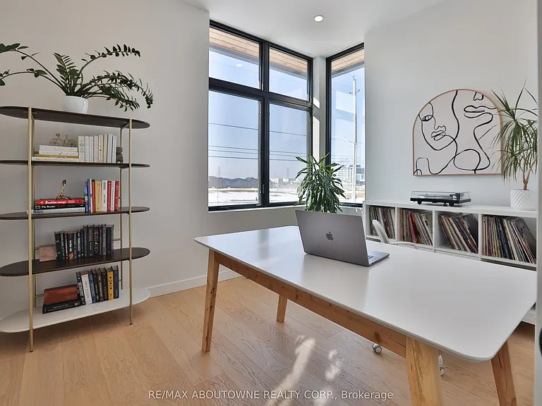 70 Upper Mount Albion Rd — Photo 30