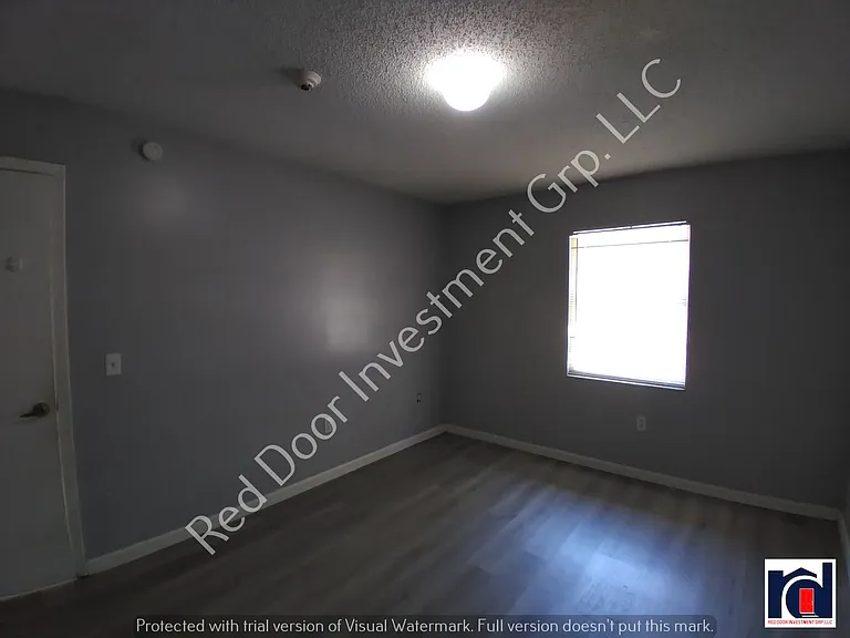 3831 NE 41st St — Photo 14