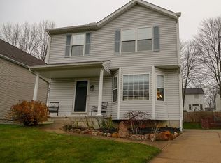 581 Wolf Ave, Wadsworth, OH 44281