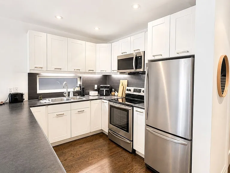 20 Balsam Ave #MAIN — Photo 10