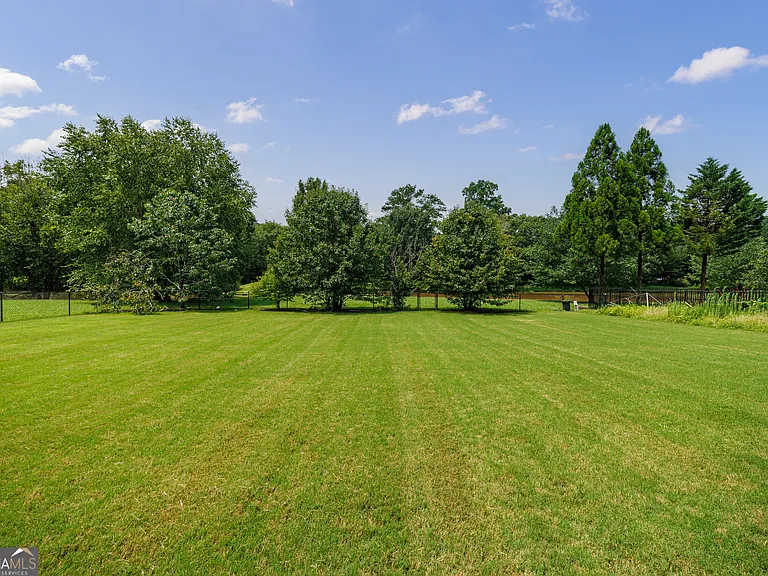 5795 Dovnick Dr — Photo 91