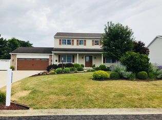 1710 Driftwood Dr, Tiffin, OH 44883