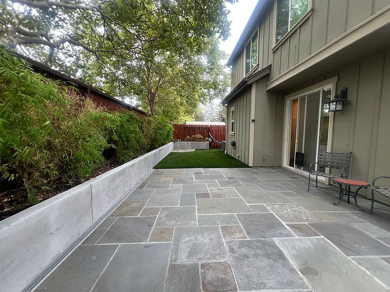 2698 Hardies Ln — Photo 7