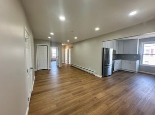 215 Wilson St #2, Manchester, NH 03103