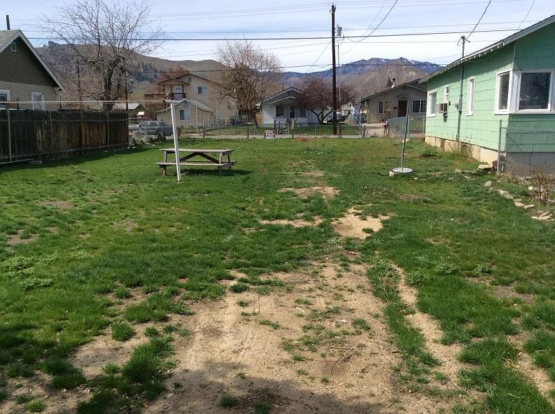 2nd image of 931 Methow St