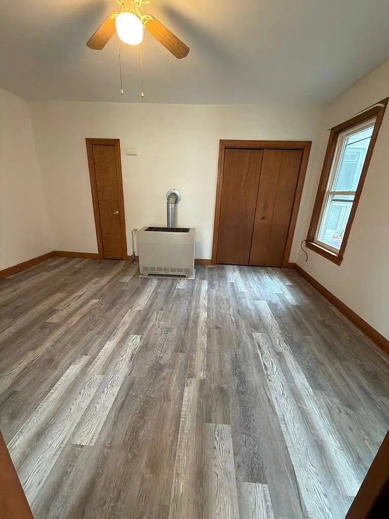2 bed, 1.0 bath, 796 sqft, $1,500 — Photo 4