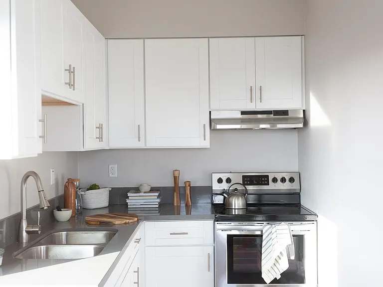 337 N Benton Way #107 — Photo 8